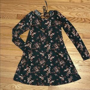 Forever 21 Floral Long Sleeve Dress